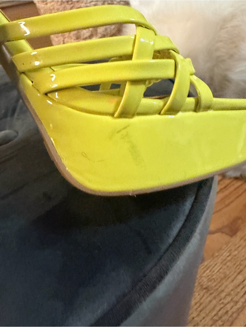 Women’s Strappy Platform Sandal in Yellow